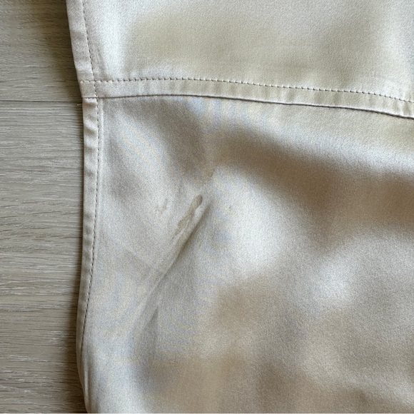 Banana Republic 100% silk Cream Women's Top size Small - Picture 5 of 5
